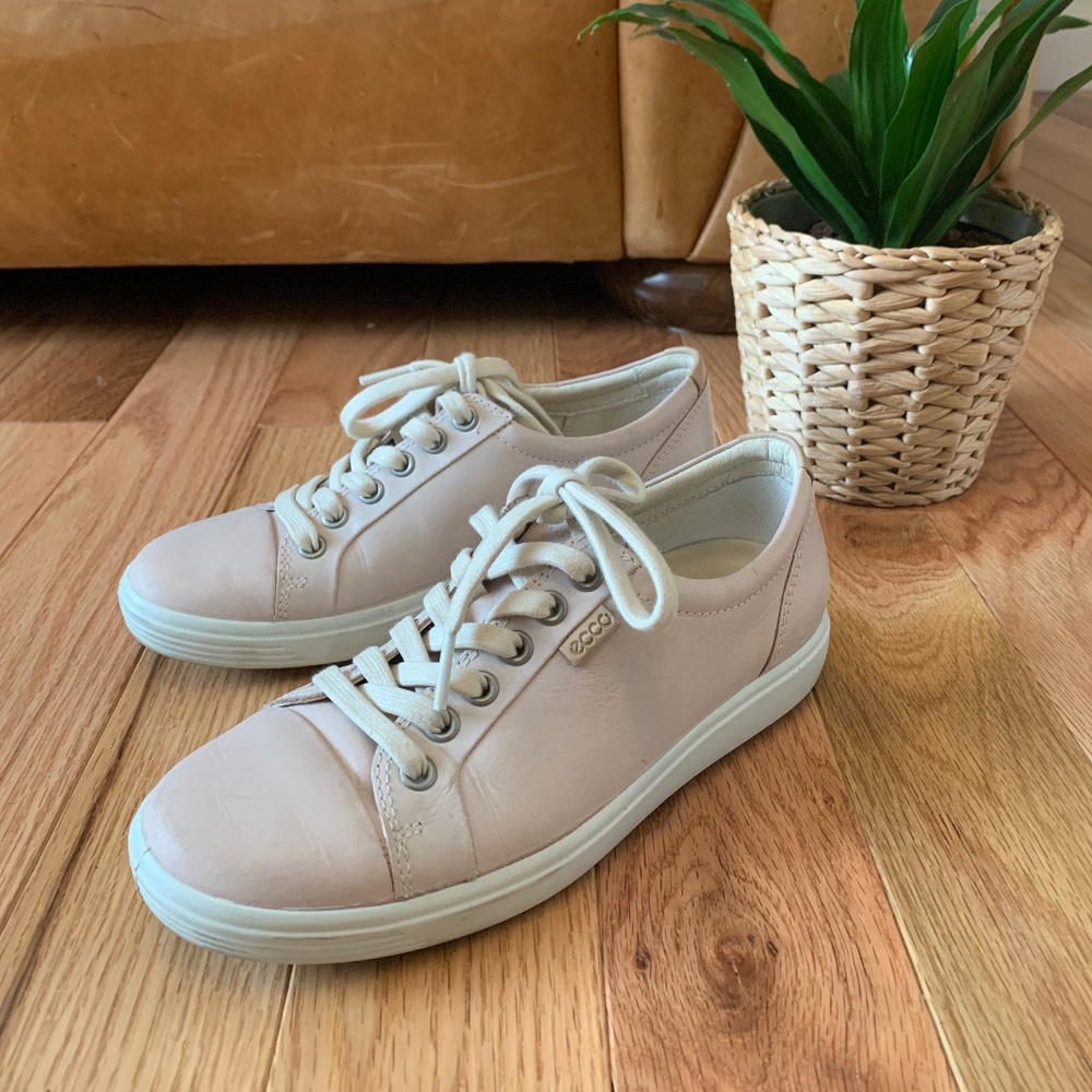 Ecco Soft & Sneakers